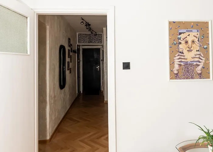 Artbase - Cozy And Close To Everywhere Apartment Posen