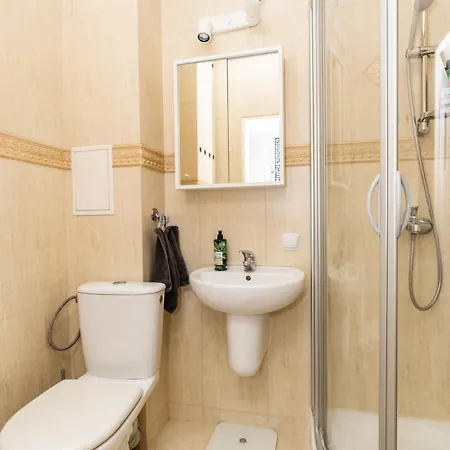 Apartman Artbase - Cozy And Close To Everywhere *