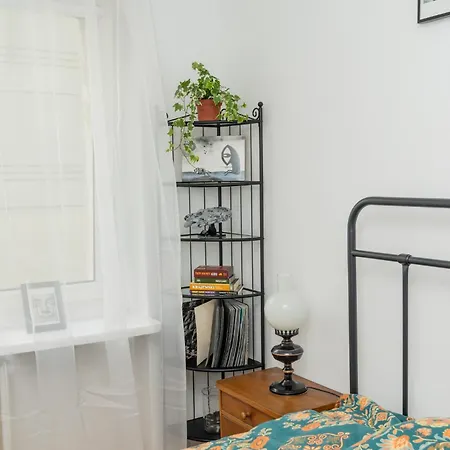 Artbase - Cozy And Close To Everywhere Apartamento *
